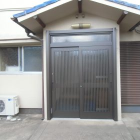 玄関ドア入れ替え